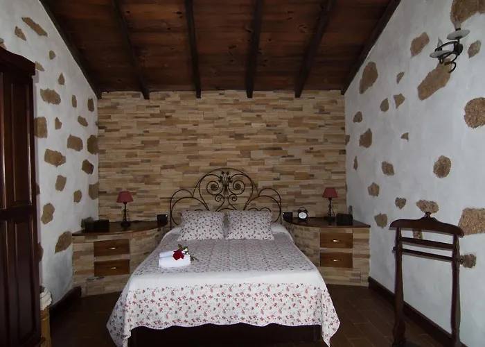 Casa El Pino Feriehus *